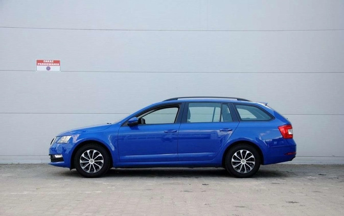 Skoda Octavia cena 43900 przebieg: 143000, rok produkcji 2018 z Uniejów małe 92